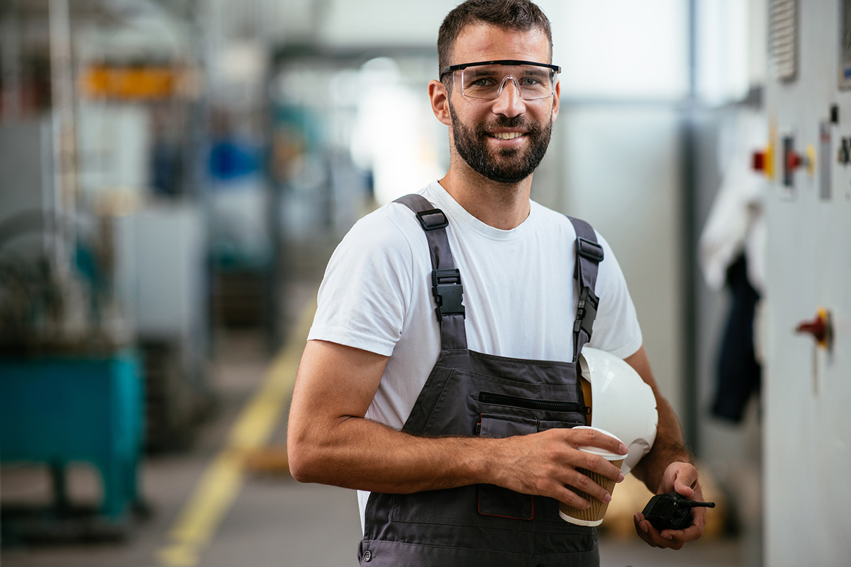 GettyImages-980088152-Industrial Technician in Power Substation.